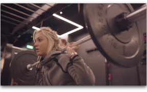 Aimee Fuller workout, squat with barbell